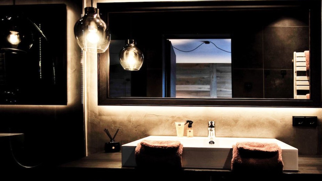 Photo of Bathroom in See