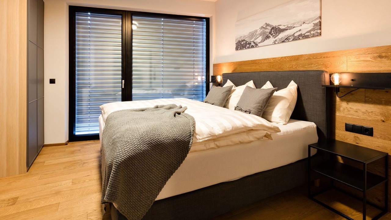 Photo of Bedroom in See
