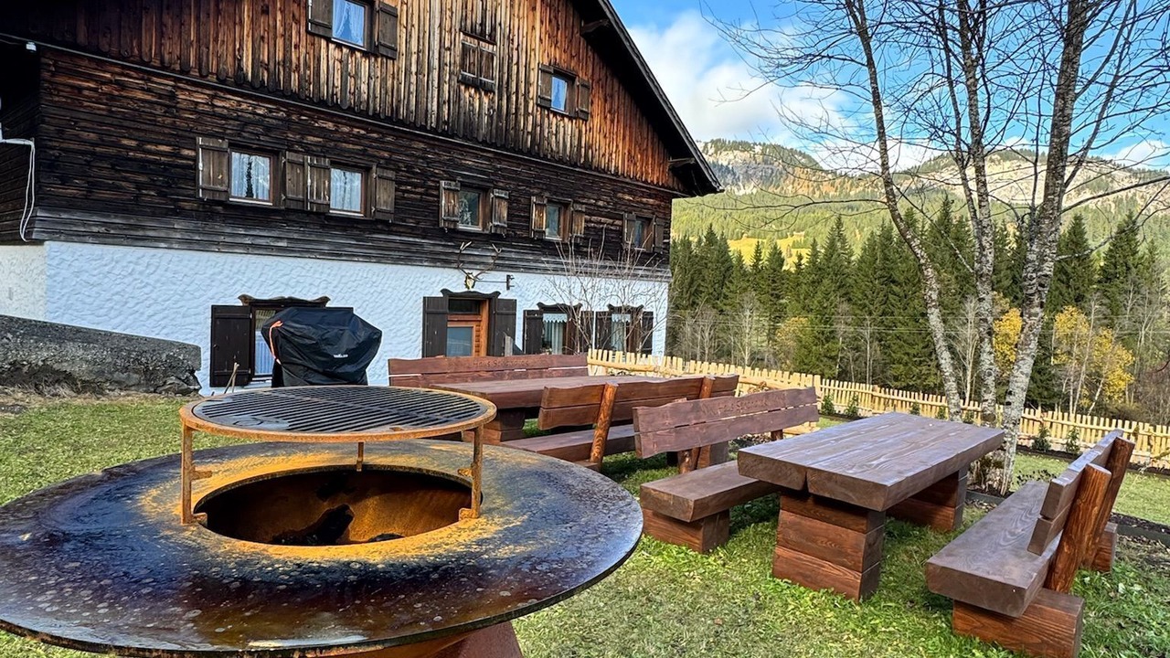Photo of Outdoor in Graen