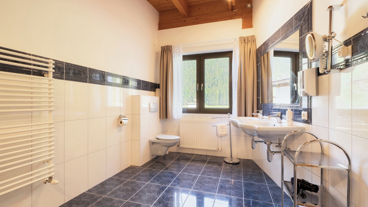 Photo of Bathroom in Leutasch