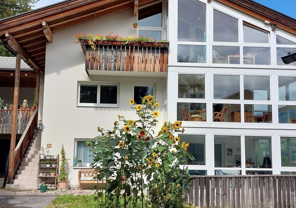 Photo of Outdoor in Statz