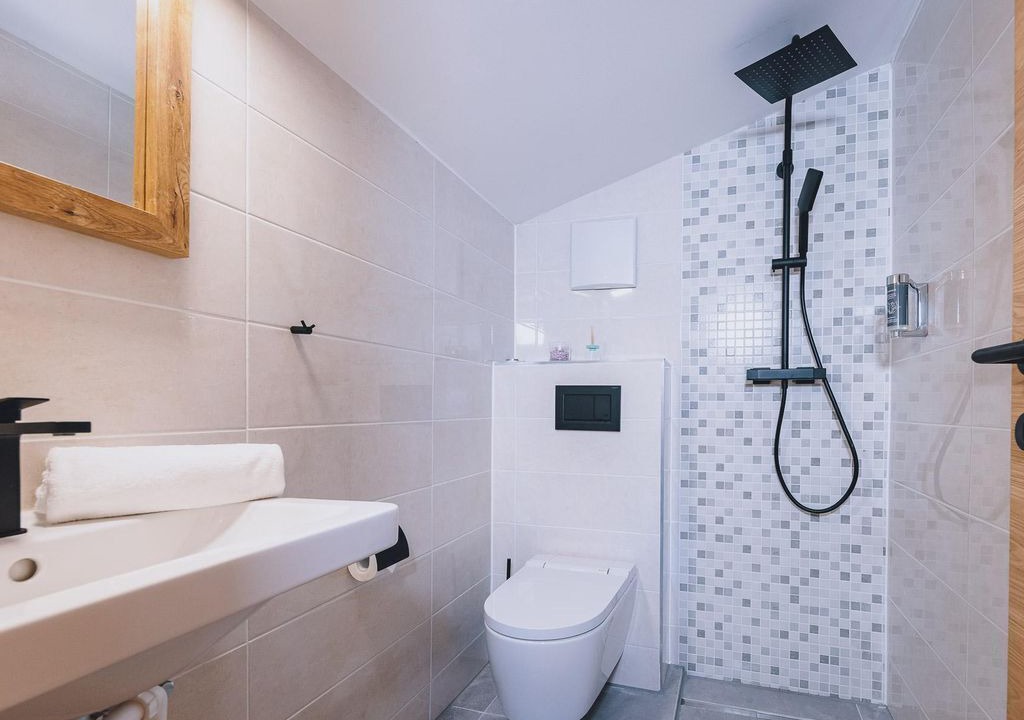 Photo of Bathroom in Schuttdorf