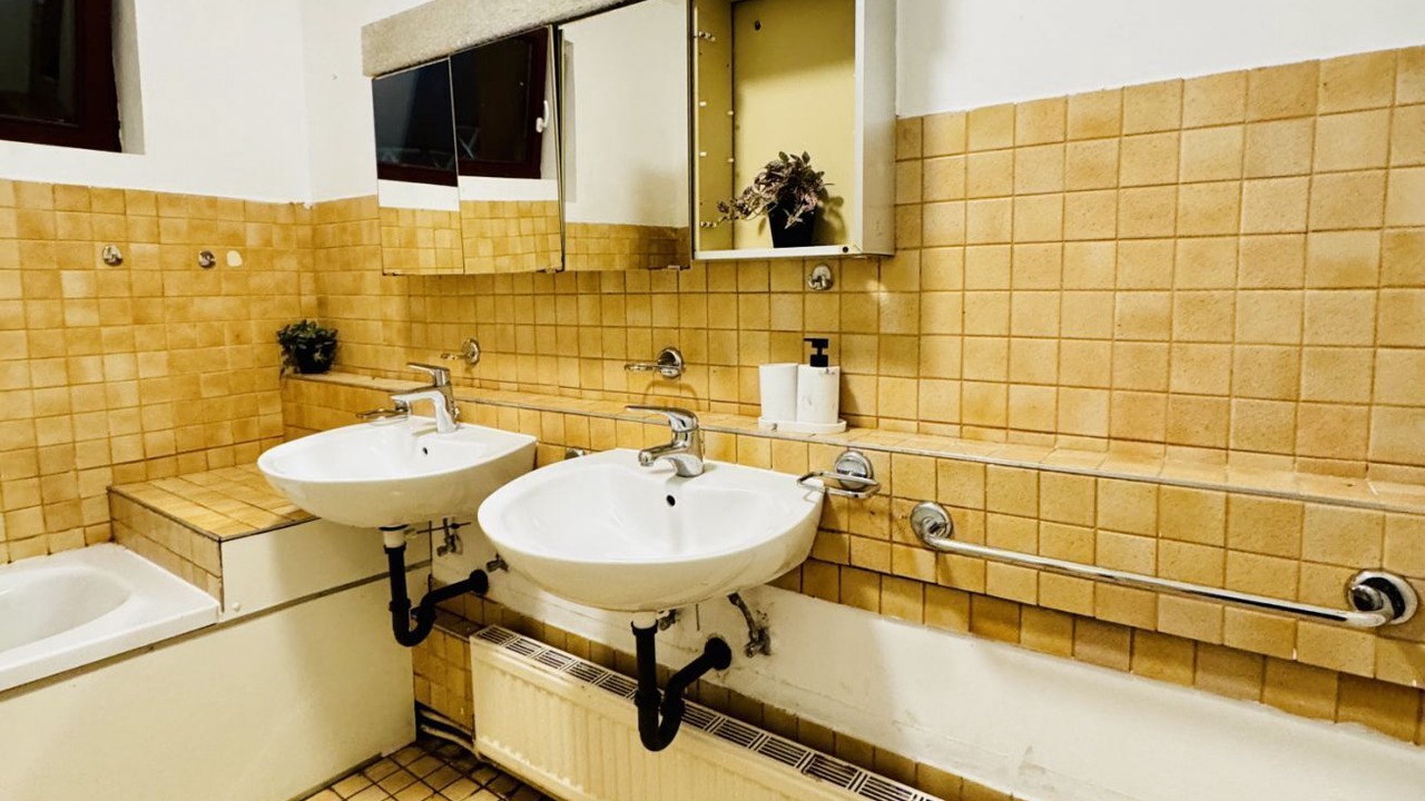 Photo of Bathroom in Meidling