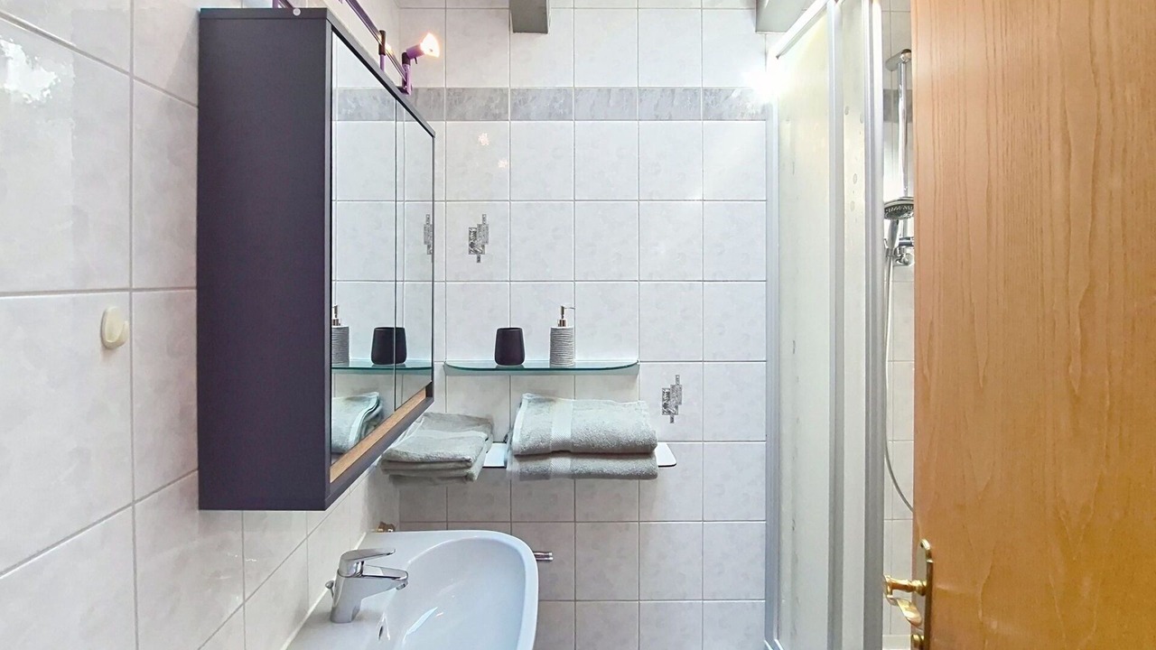 Photo of Bathroom in Navis
