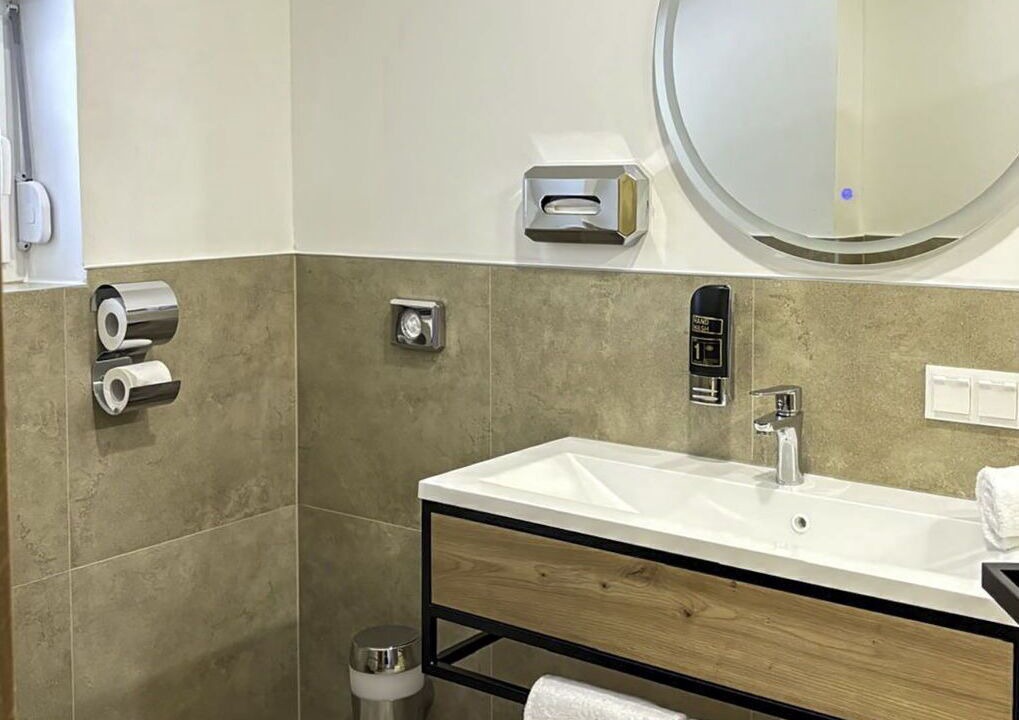 Photo of Bathroom in Rosegg