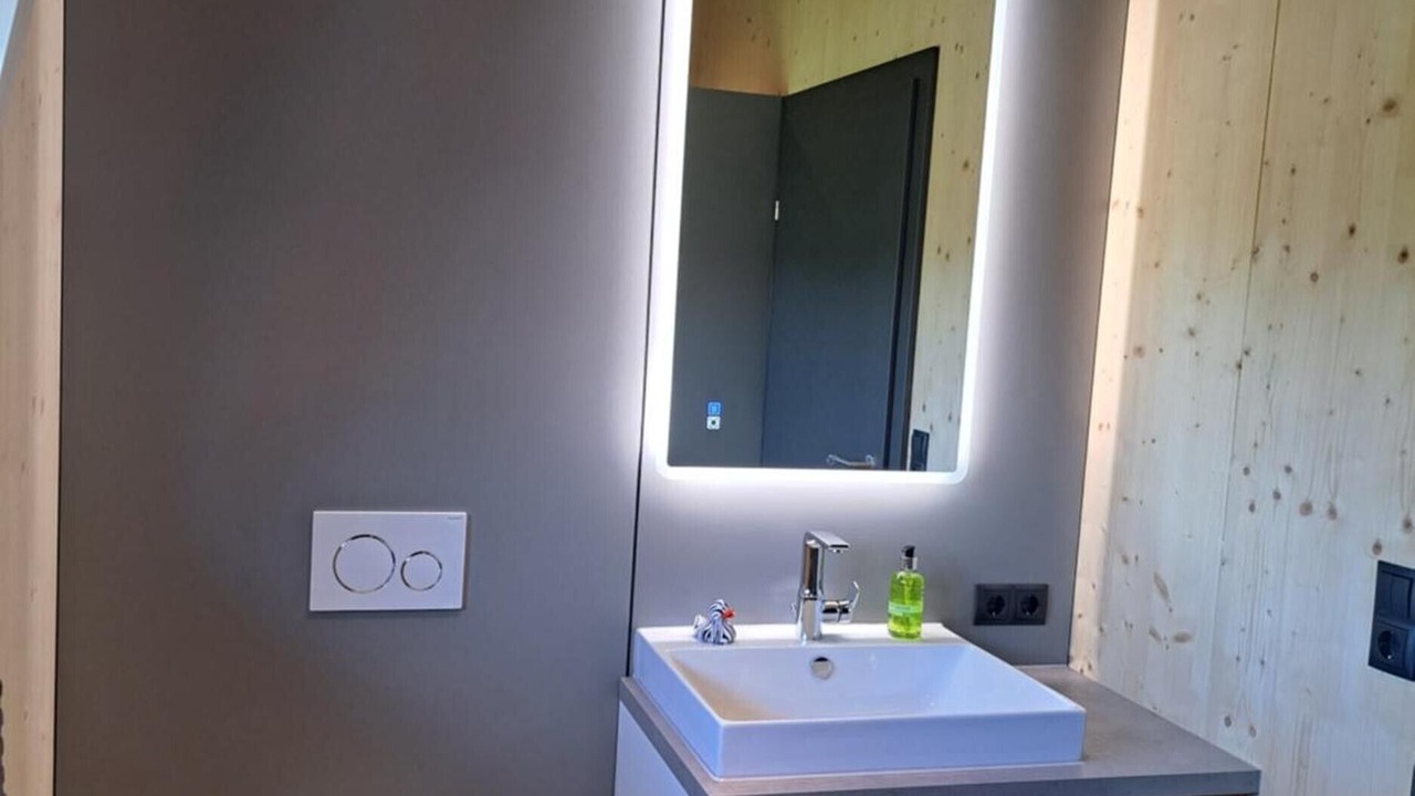 Photo of Bathroom in Hoechst