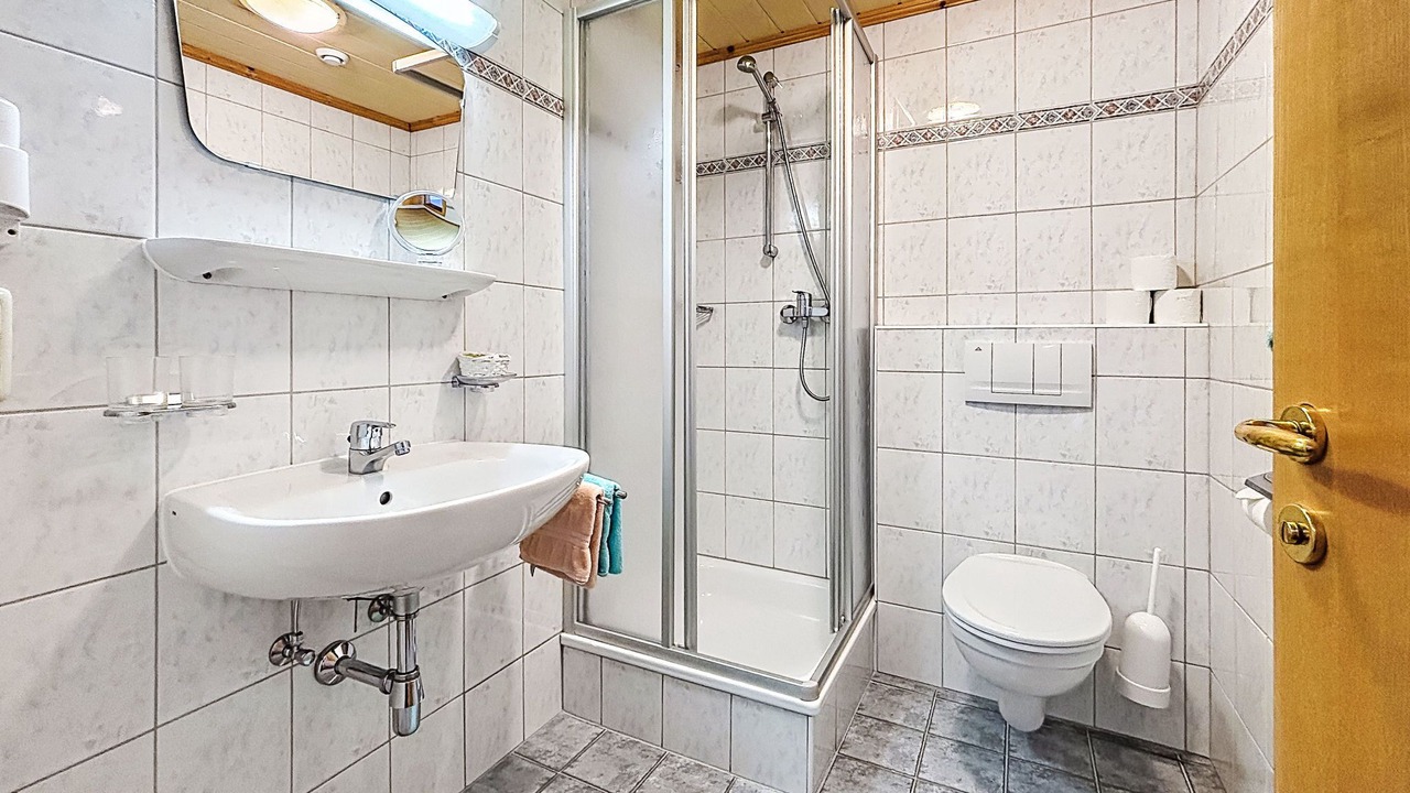 Photo of Bathroom in Kappl