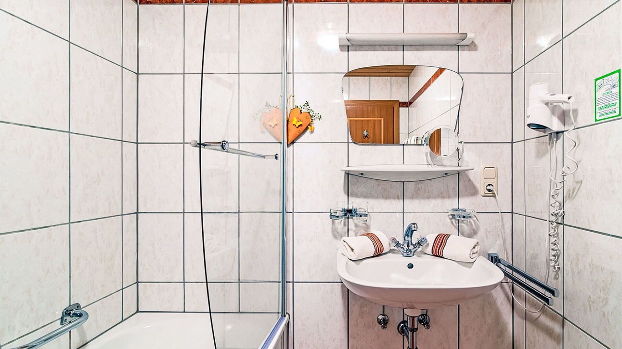 Photo of Bathroom in Kappl