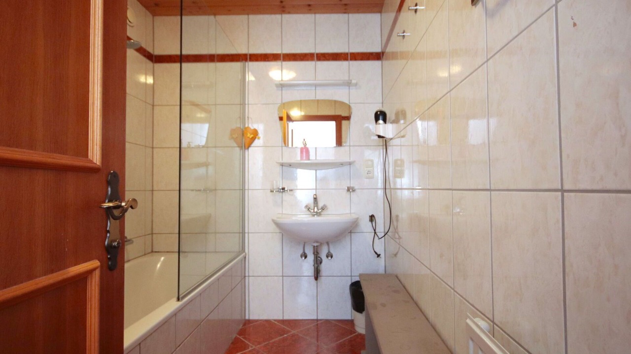 Photo of Bathroom in Kappl