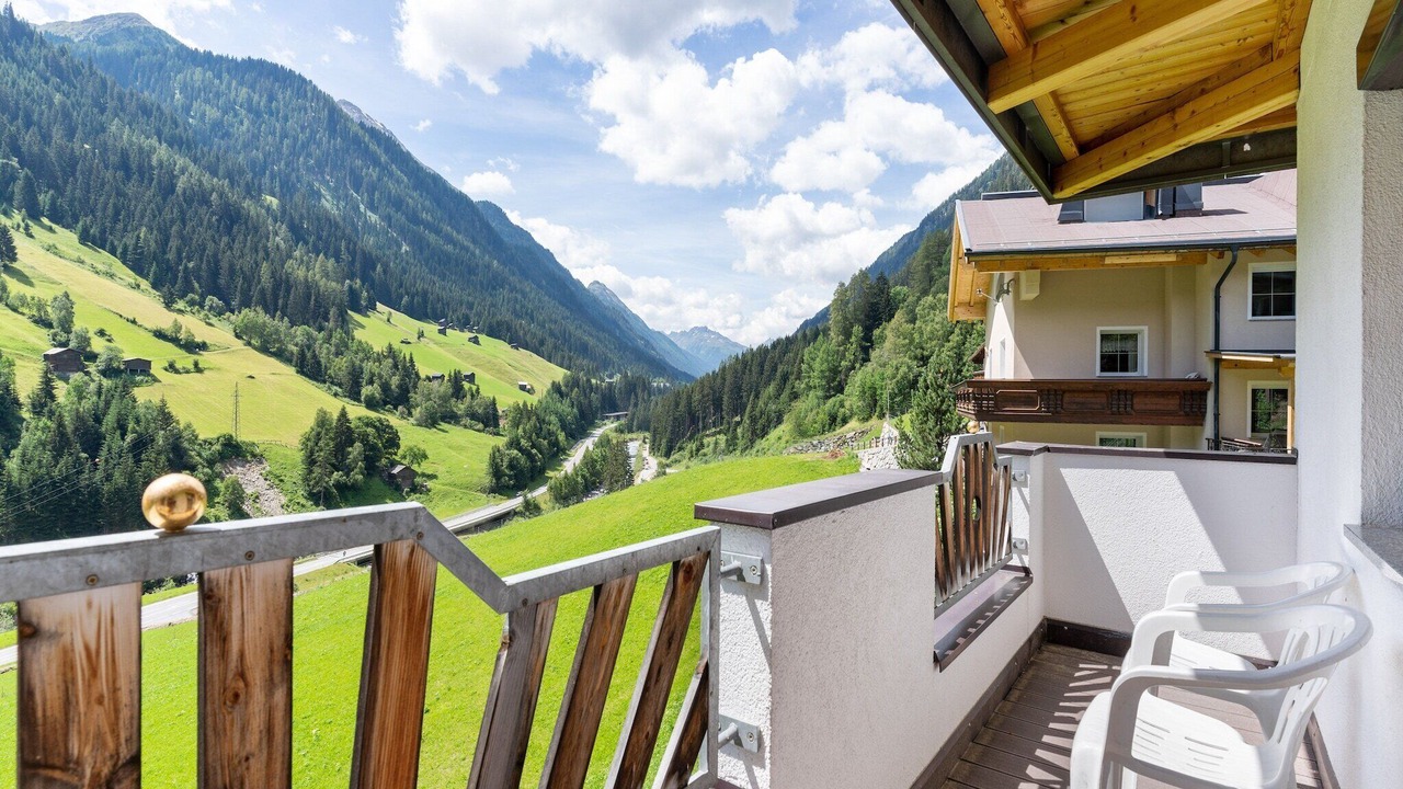 Photo of Patio Balcony in Kappl