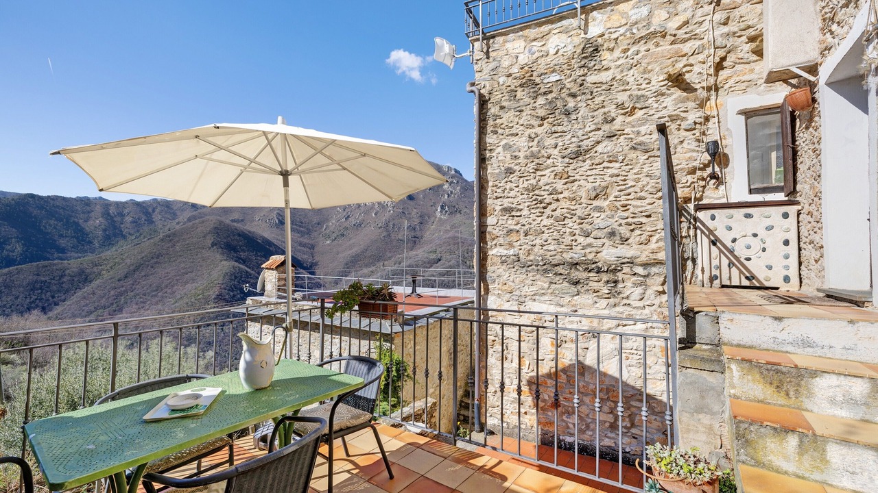 Photo of Outdoor in Castelvecchio di Rocca Barbena