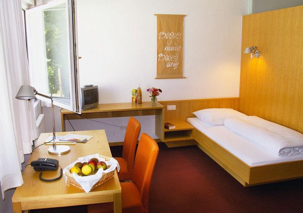 Photo of Bedroom in Innsbruck City Centre