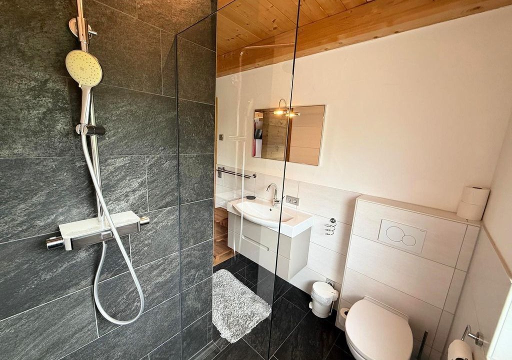 Photo of Bathroom in Soell