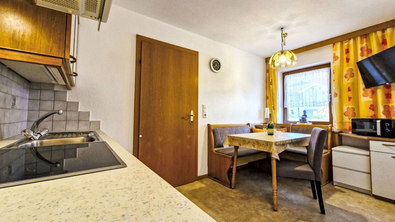 Photo of Bedroom in Karres
