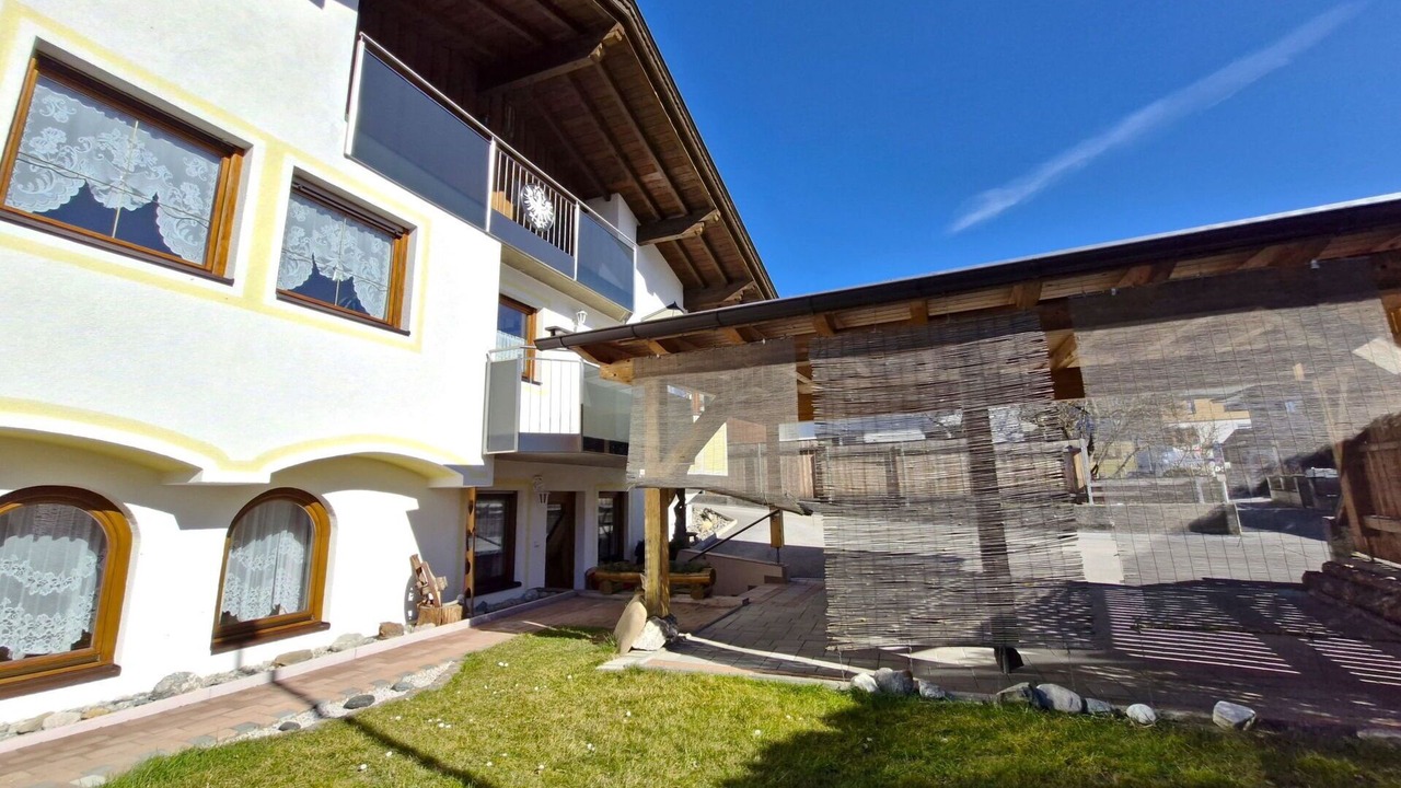 Photo of Patio Balcony in Karres