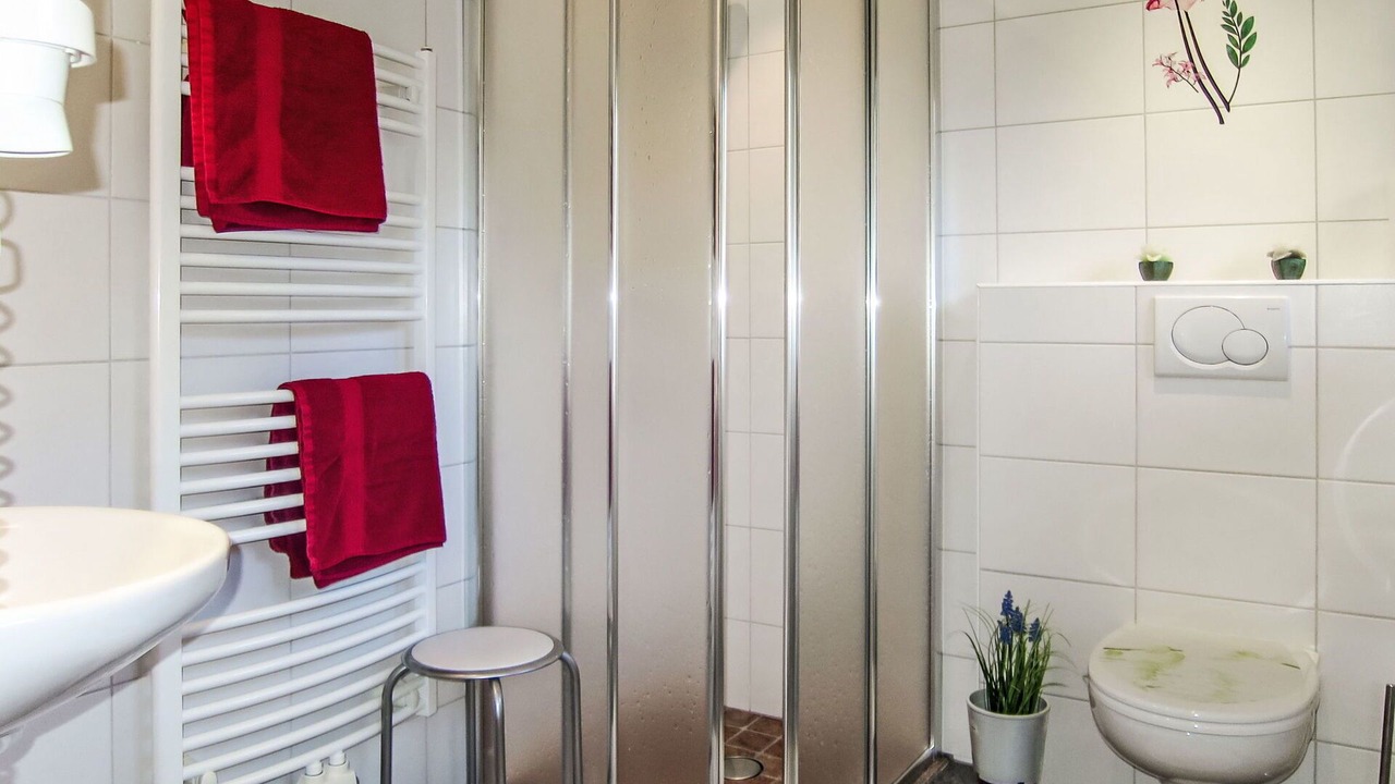Photo of Bathroom in Huben