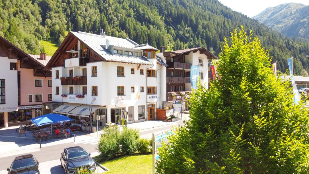 Photo of Others in Sankt Anton am Arlberg