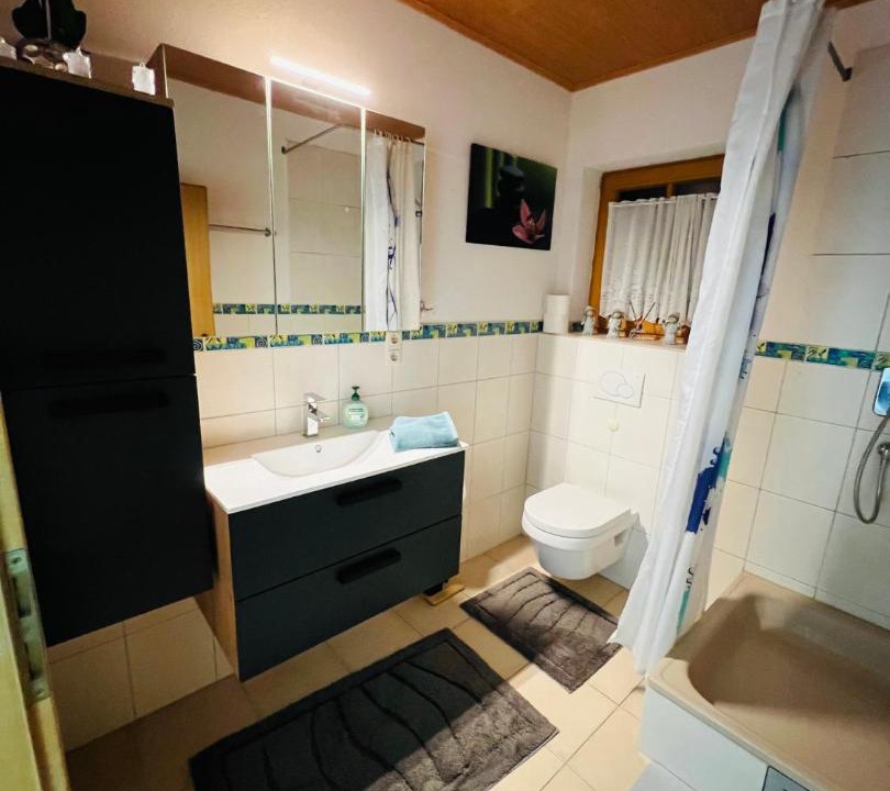 Photo of Bathroom in Pfunds