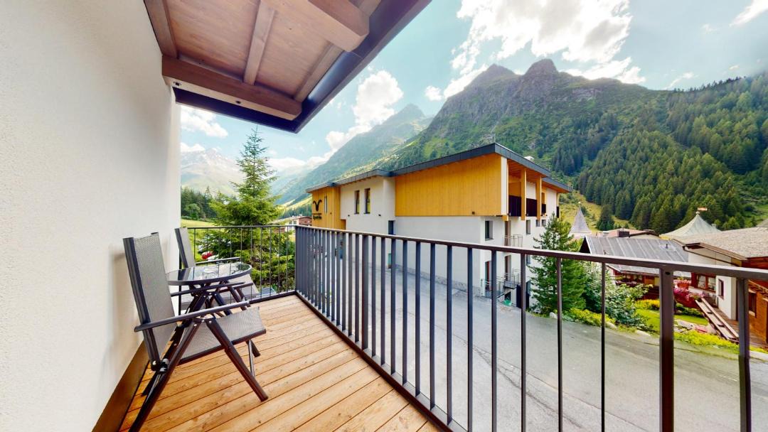 Photo of Patio Balcony in Plangeross