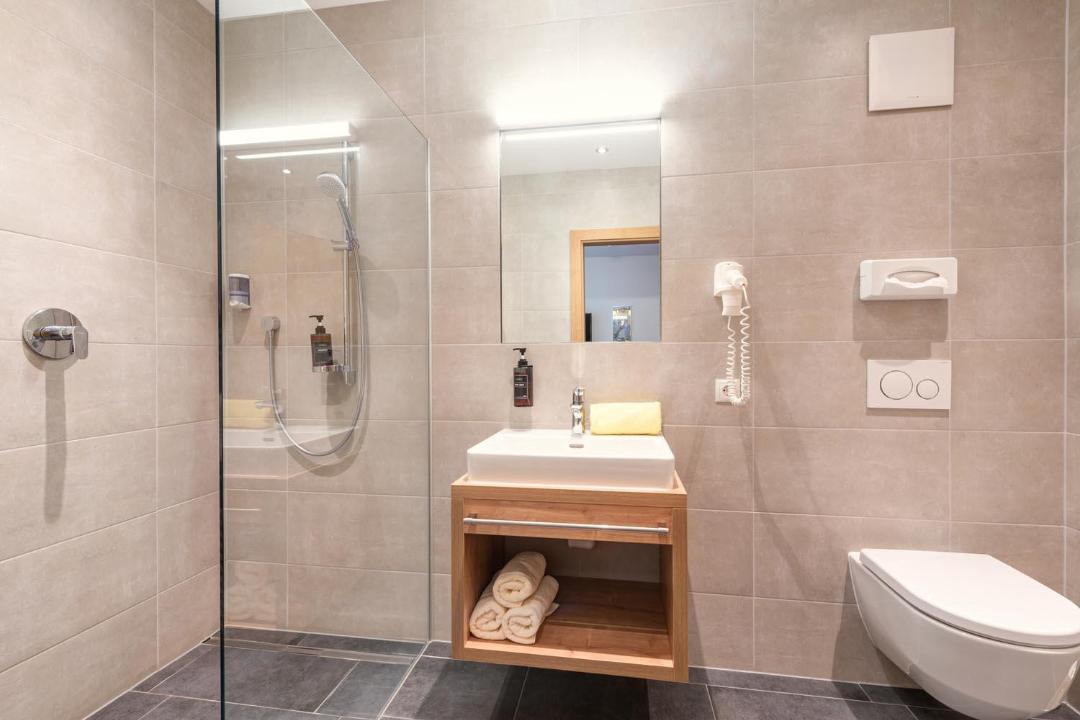 Photo of Bathroom in Flirsch
