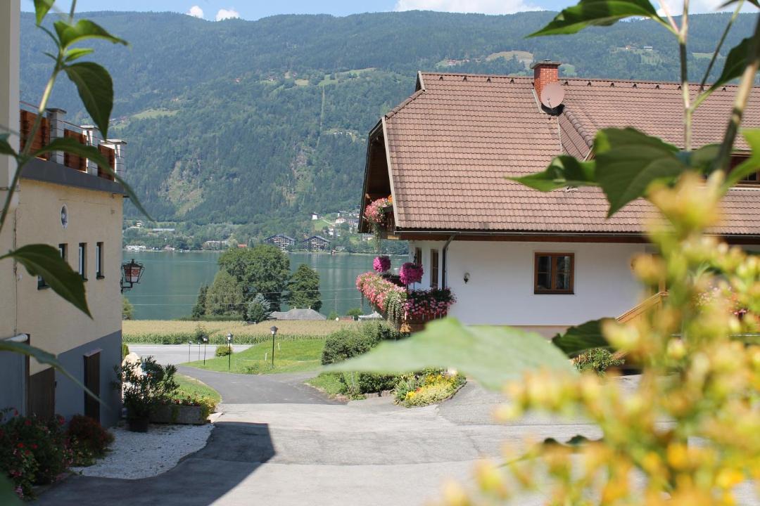 Photo of Others in Altossiach