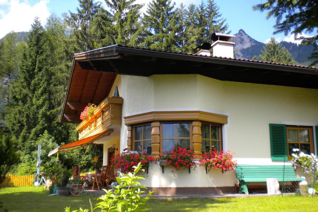 Photo of Others in Hoefen