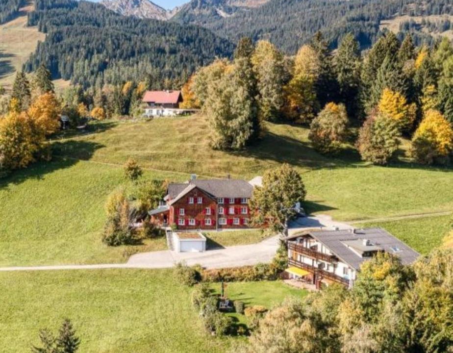 Photo of Others in Buerserberg