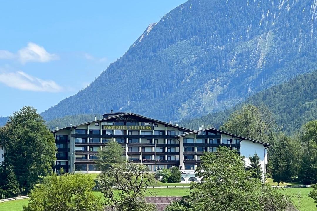 Photo of Others in Strobl