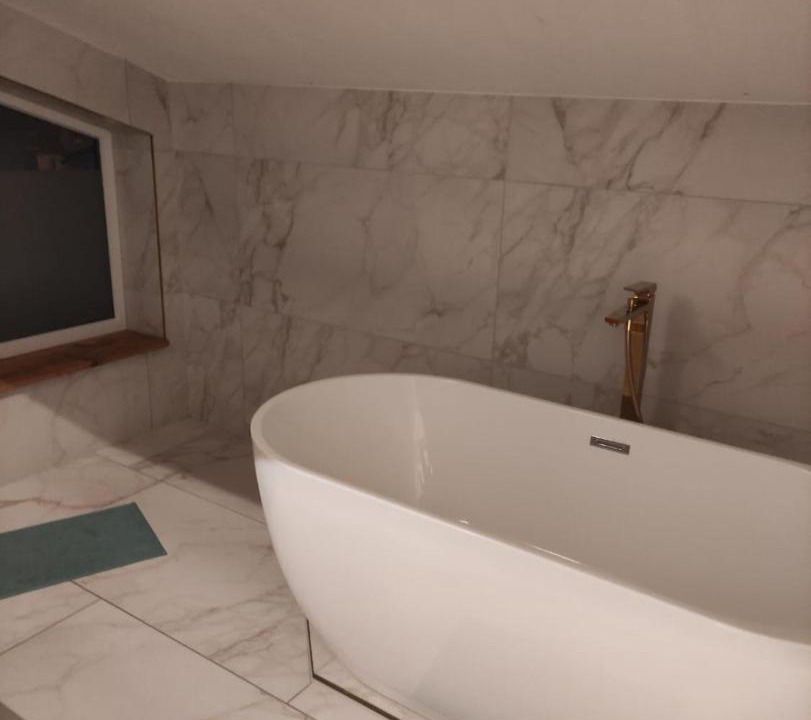 Photo of Bathroom in Burmoos