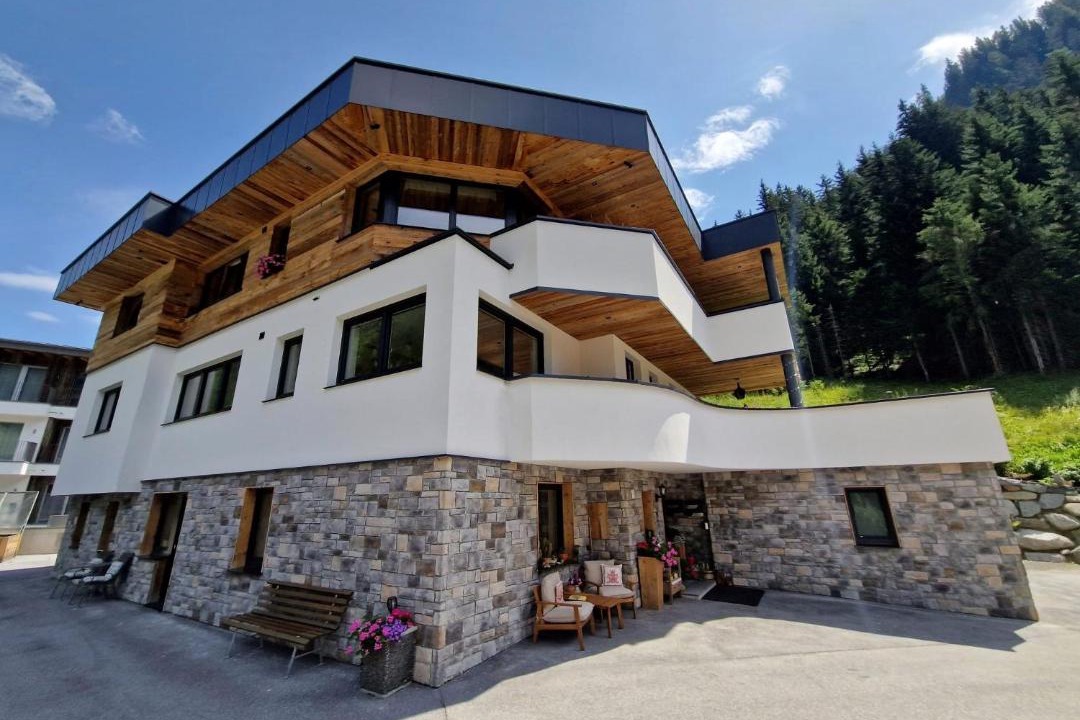 Photo of Others in Ischgl