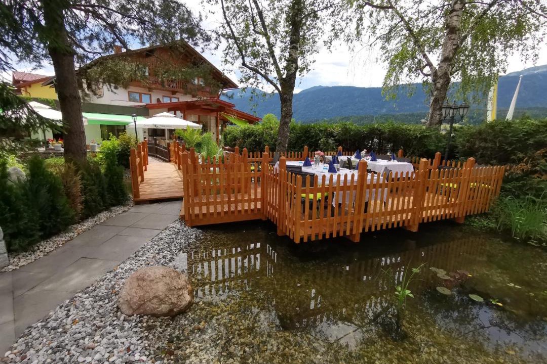 Photo of Others in Lake Pressegger