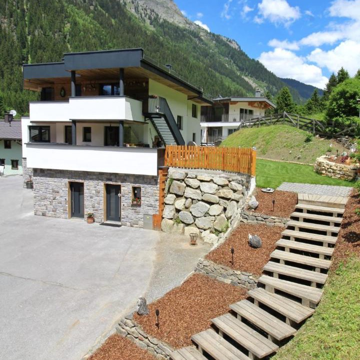 Photo of Others in Ischgl