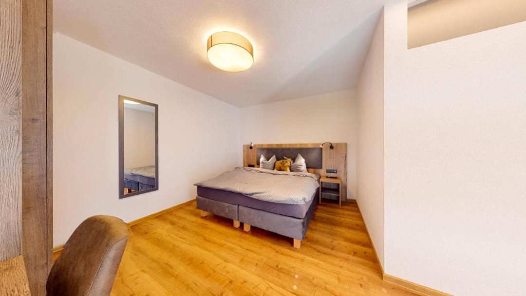 Photo of Bedroom in Plangeross