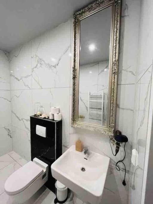 Photo of Bathroom in Stuwerviertel