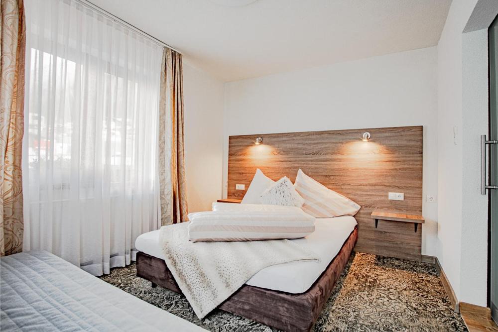 Photo of Bedroom in See