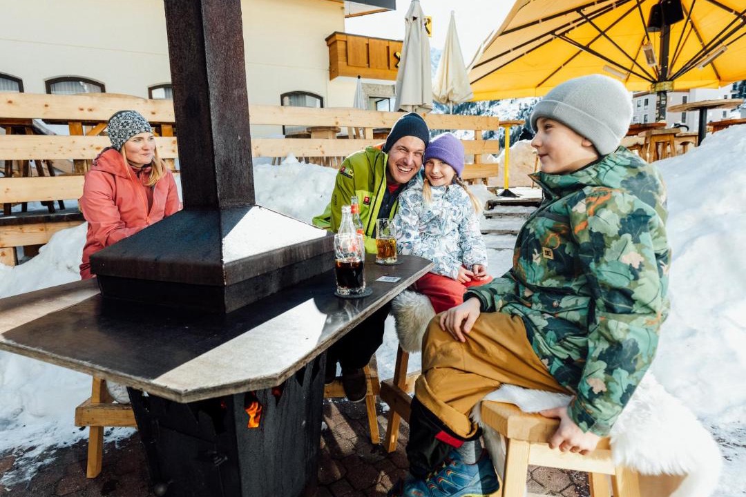 Photo of Others in Mandarfen