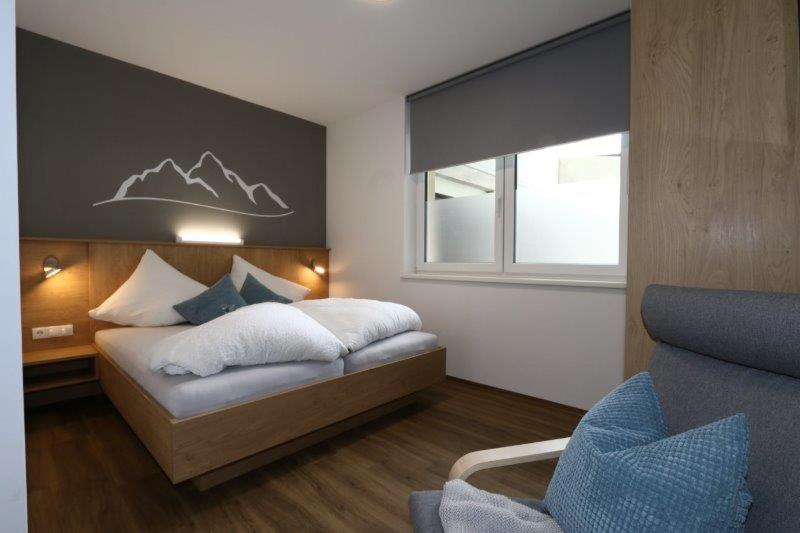 Photo of Bedroom in See