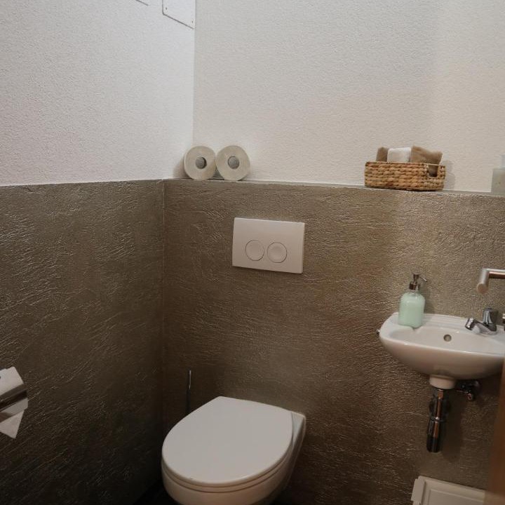 Photo of Others in Toesens