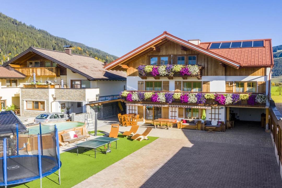 Photo of Others in Flachau