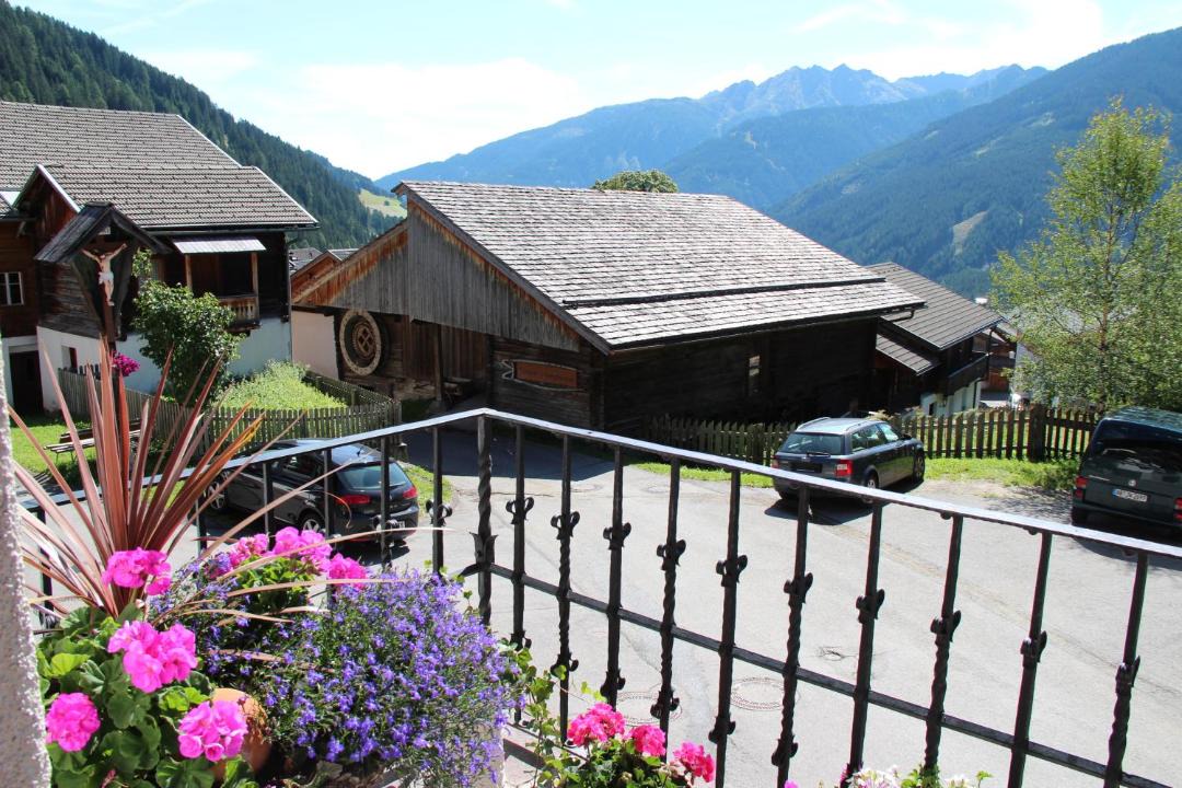 Photo of Others in Obertilliach