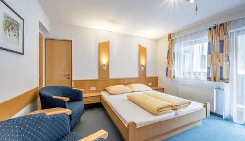 Basic Double Room