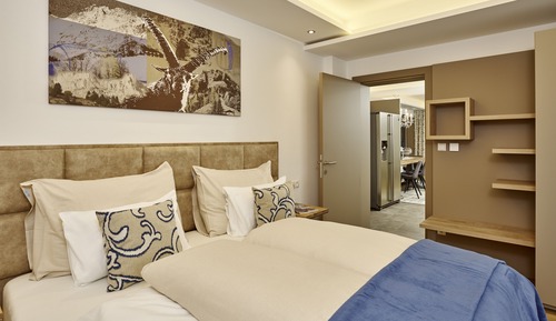 Penthouse A-VITA Living 32