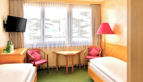 Economy Twin Room