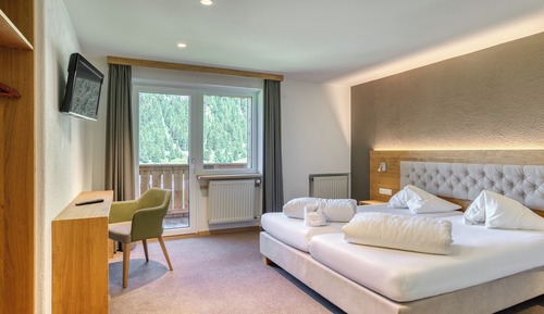 Suite, 2 Bedrooms