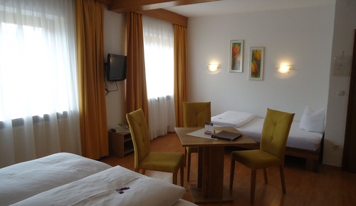 Triple Room, Mountain View