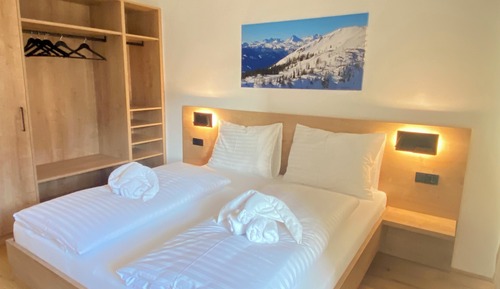 Club Apartment