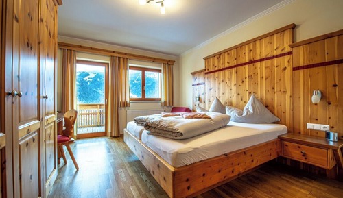 Deluxe Double or Twin Room, 1 Bedroom, Mountain View
