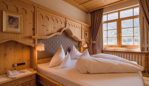 Suite, Mountain View