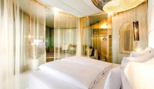 Superior Suite, Balcony, Courtyard View