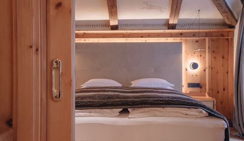 Traditional Suite, Balcony, Mountain View